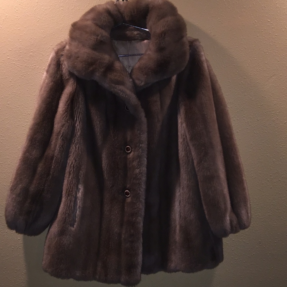 Vintage Sportowne faux fur jacket